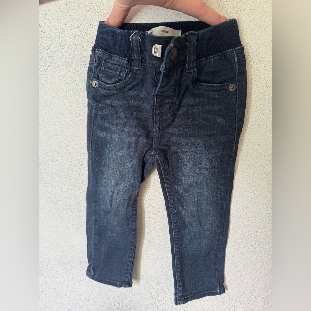 Dark Blue Denim Levi Jeans